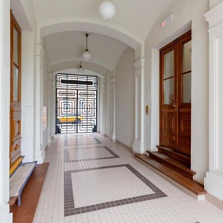 Lux Golden Apartment Praga Kepna By Renters Prestige 华沙 外观 照片